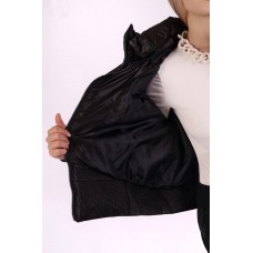 Жіноча куртка