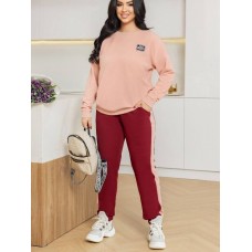 Женский костюм