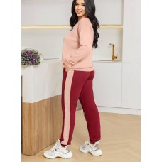 Женский костюм