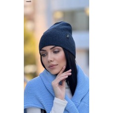 Шапка жіноча