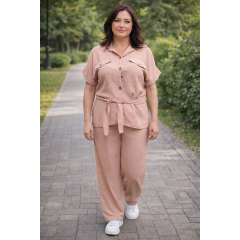 Костюм жіночий