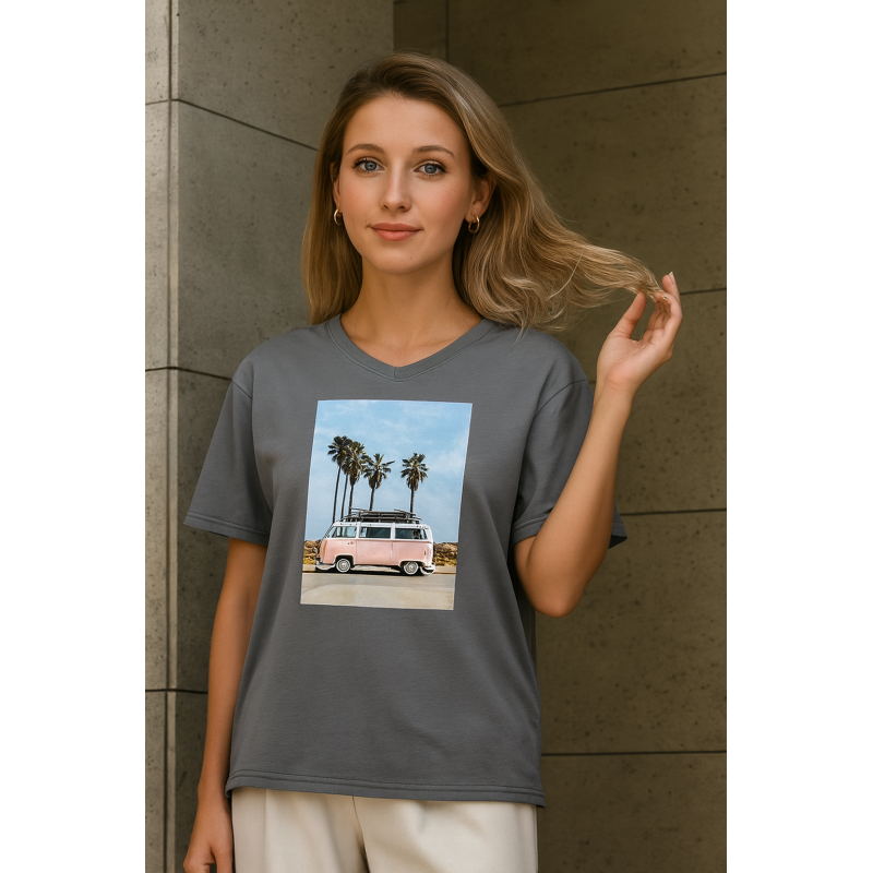 Футболка жіноча