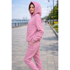 Костюм жіночий