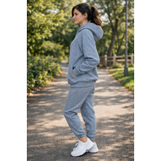 Костюм жіночий