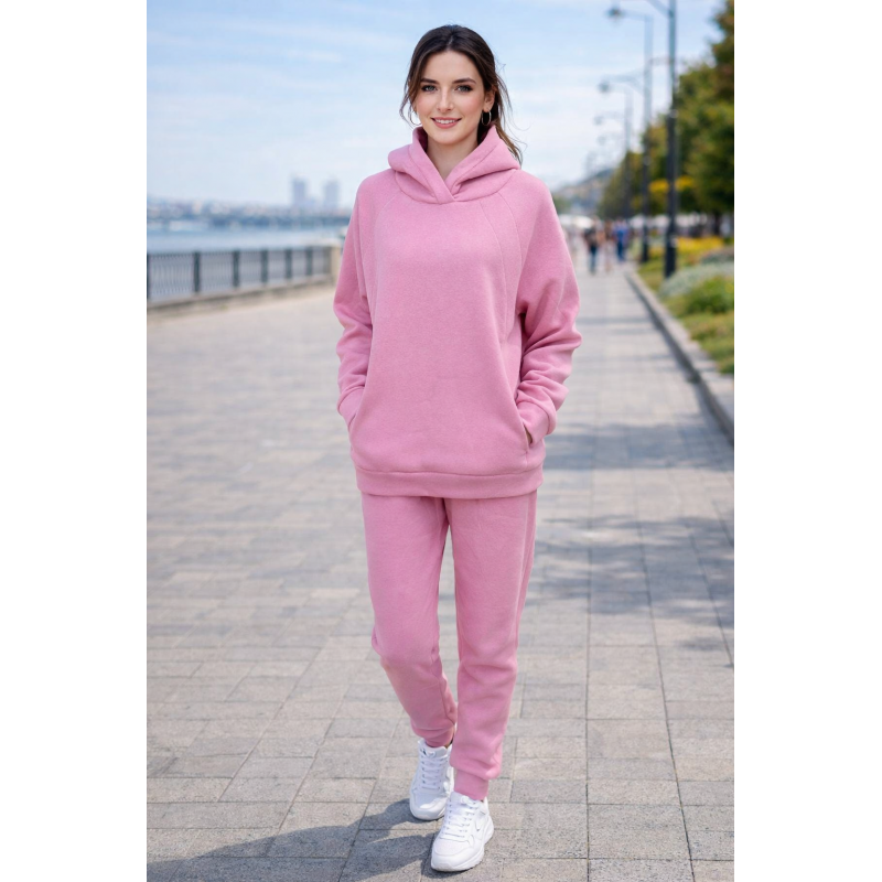 Костюм жіночий