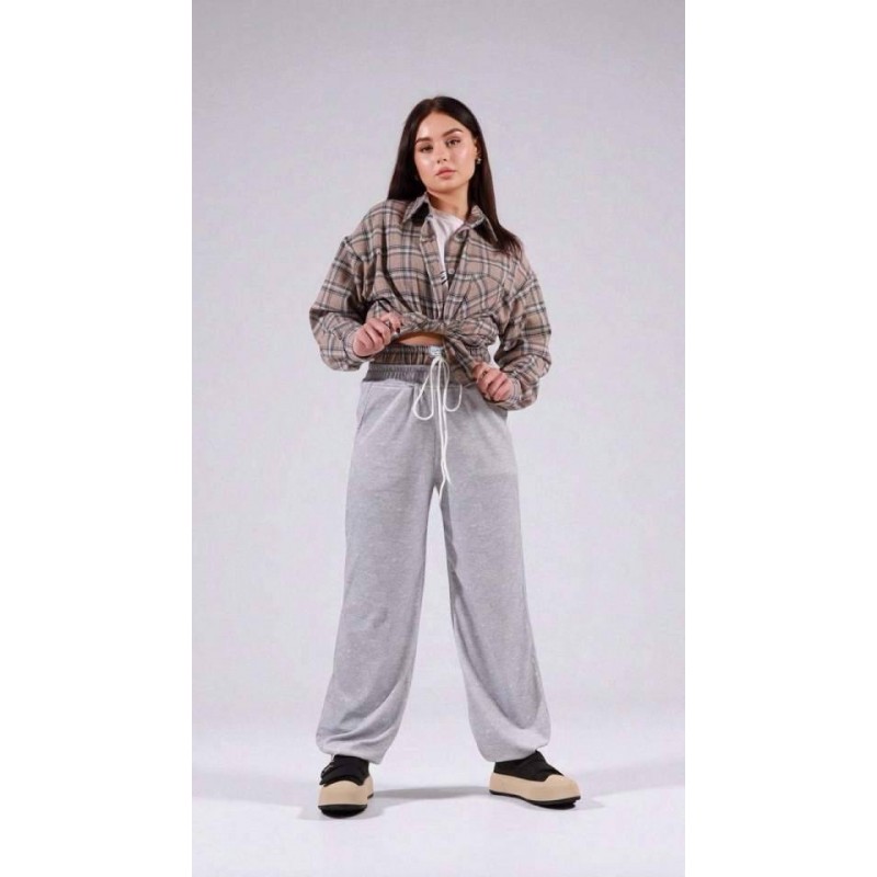 Костюм жіночий