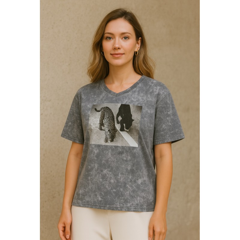 Футболка жіноча