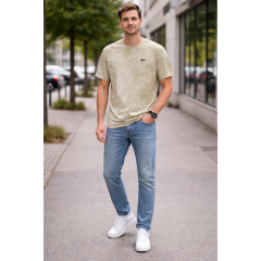 Футболка чоловіча