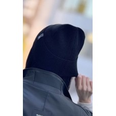 Шапка жіноча